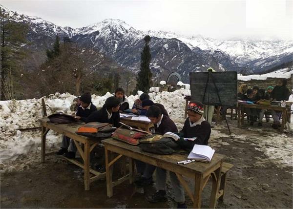 uttarakhand in heavy snowfall