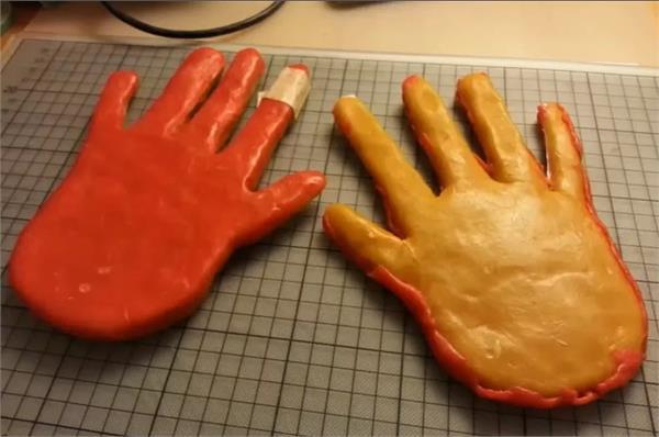 hackers use fake wax hand to fool vein security