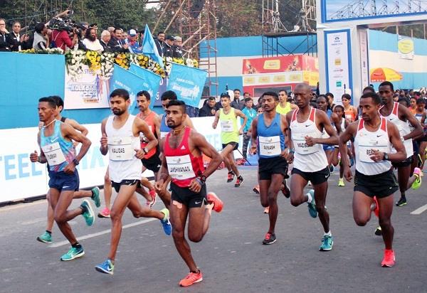 reena and pradeep tomar  s   born to run   half marathon winner