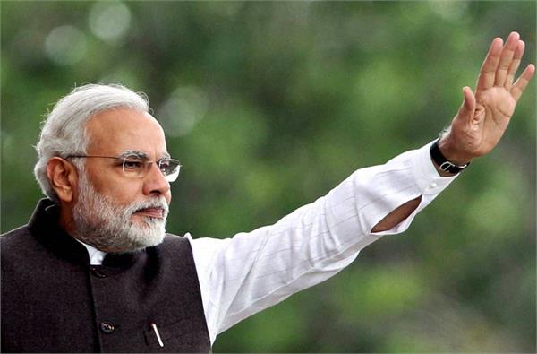 modi is behaving like a dictator