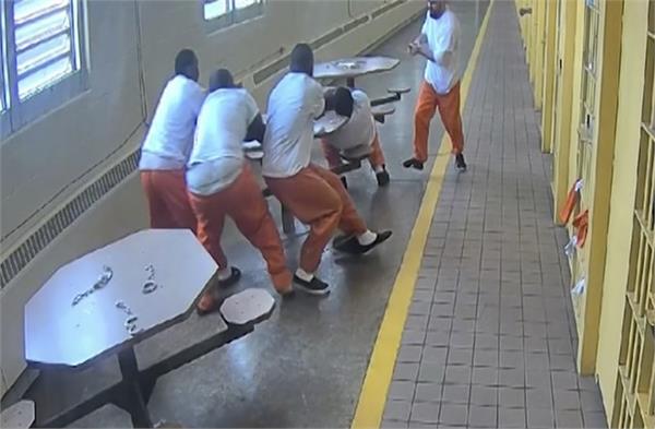 when prisoner attacked with a knife and other prisoners injured