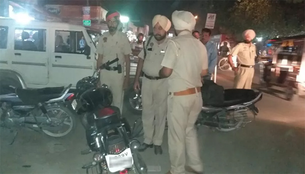 ਆਖਰ ਬੁਲੇਟ ਕਿਉਂ ਤੇ ਕਿਵੇਂ ਮਾਰਦਾ ਹੈ ਪਟਾਕੇ