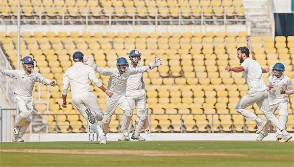 pujara out on the 1 run  saurashtra thrashed