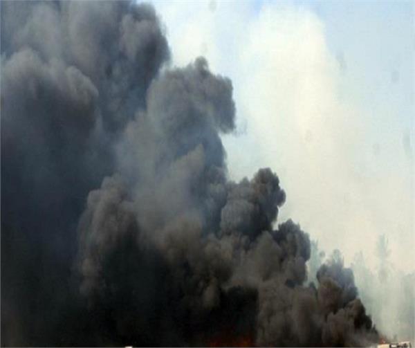 fire at parking place of vehicle