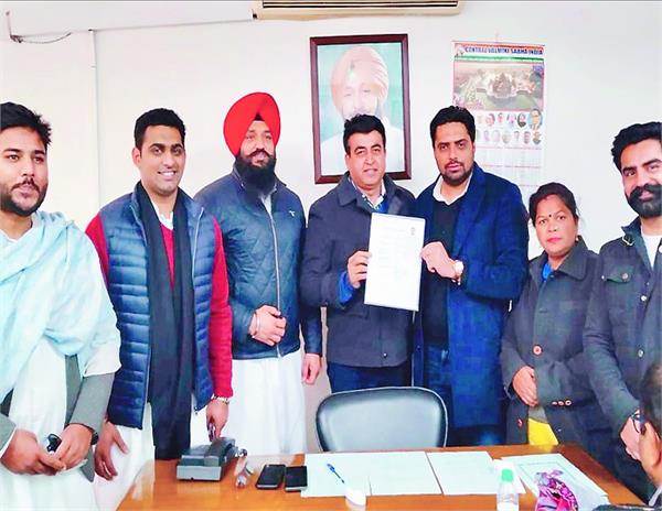 parneet kaur  chaudhary santokh singh  bittu  aujla