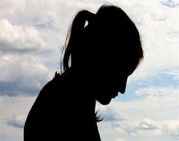 amritsar  pregnant married  beaten