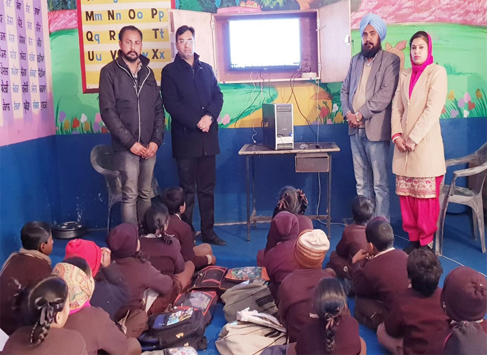 ਸਰਕਾਰੀ ਬੇਰੁਖੀ ਦੇ ਬਾਵਜੂਦ ਅੱਜ ਪ੍ਰਾਈਵੇਟ ਸਕੂਲਾਂ ਨੂੰ ਮਾਤ ਪਾਉਂਦੈ ਪ੍ਰਾਇਮਰੀ ਸਕੂਲ