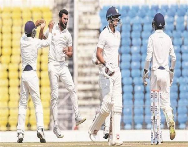 new delhi ranji trophy aditya sarvarte