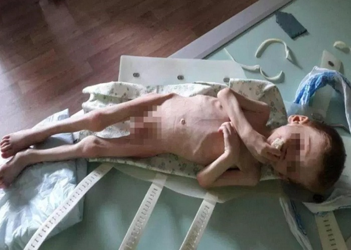 ਬੇਰਹਿਮ ਪਿਤਾ ਨੇ 4 ਸਾਲ ਦੇ ਬੱਚੇ ਨੂੰ ਪਿੰਜ਼ਰੇ 'ਚ ਕੀਤਾ ਕੈਦ, ਇਹ ਸੀ ਵਜ੍ਹਾ