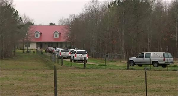 5 bodies found in texas house