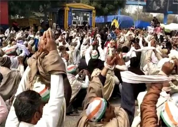 farmers protest threat pm