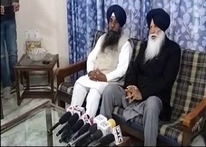 ਕਾਂਗਰਸ ਵਲੋਂ ਨੀਲੇ ਕਾਰਡ ਰੱਦ ਕਰਨ 'ਤੇ ਅਕਾਲੀ ਔਖੇ
