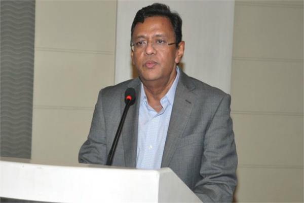 kushal das  football