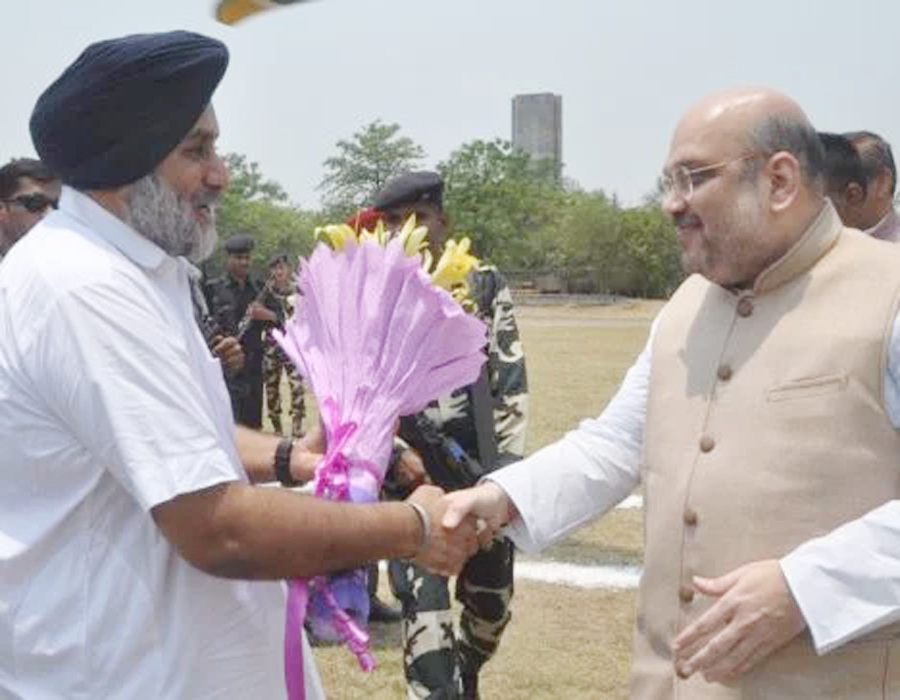 ਆਖਿਰ ਖਤਮ ਹੋਇਆ ਕਾਟੋ-ਕਲੇਸ਼, ਬਣੀ ਰਹੇਗੀ ਤੱਕੜੀ-ਕਮਲ ਦੀ ਜੋੜੀ