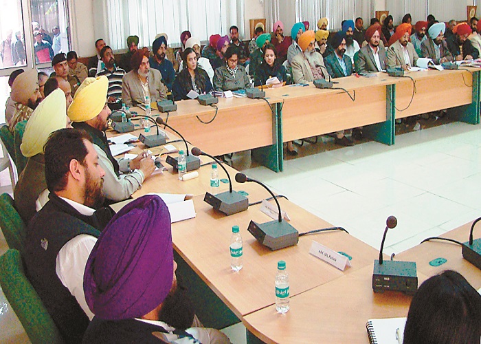 ਵਿਕਾਸ ਕਾਰਜਾਂ ''ਚ ਅਣਗਹਿਲੀ ਤੇ ਢਿੱਲਮੱਠ ਬਰਦਾਸ਼ਤਯੋਗ ਨਹੀਂ: ਧਰਮਸੌਤ