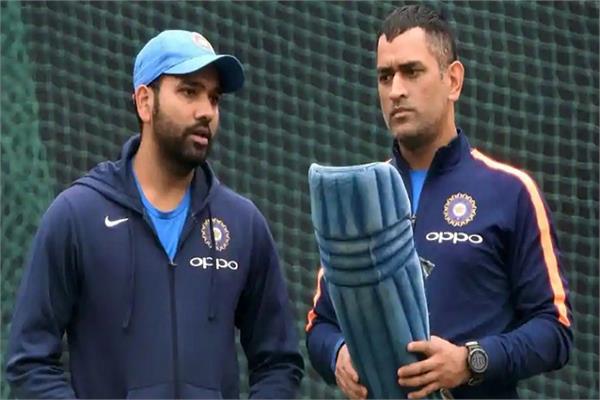 ms dhoni  one day match