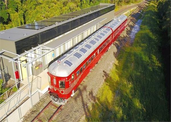 first solar train byron bay