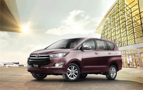 toyota innova crysta g plus