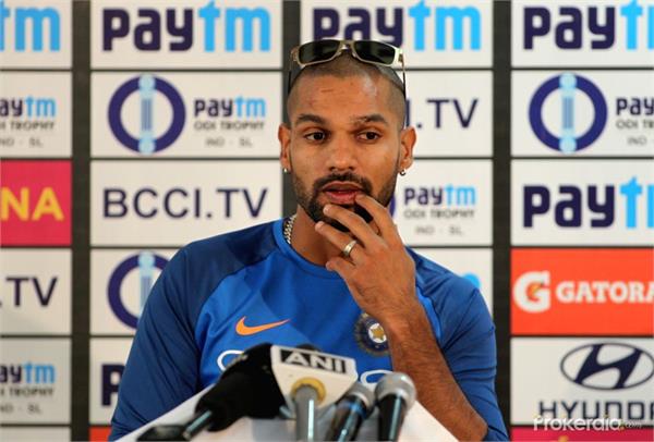 dhawan  who came out in the defense of pant