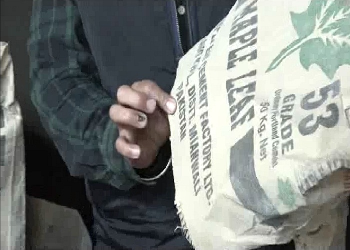 ਪਾਕਿ ਦੇ ਸੀਮੇਂਟ ਨਾਲ ਬਣ ਰਹੀਆਂ ਸਰਕਾਰੀ ਇਮਾਰਤਾਂ, ਅਕਾਲੀ ਦਲ ਵਲੋਂ ਵਿਰੋਧ