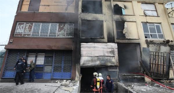 5 dead  5 injured in turkish building fire