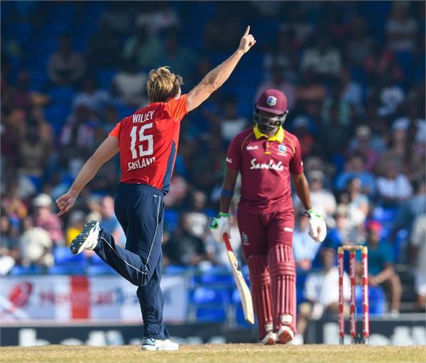 england beat clean sweep by 8 wickets