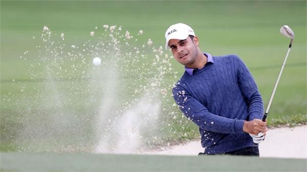 shubhankar stayed on top of the indian open on the first day of the indian open