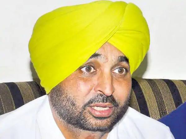 captain not mislead people with false announcements  bhagwant maan