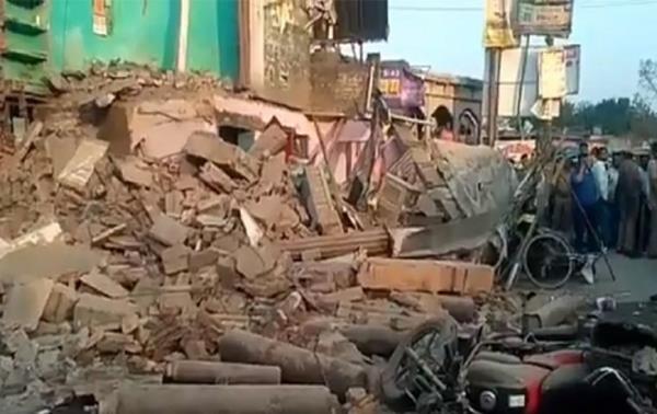 5 deaths due to oxygen cylinder burst in jaunpur