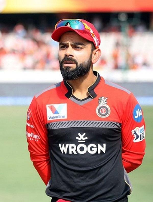 virat kohli who has played such a trophy after losing a hat trick 