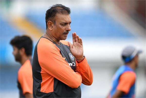 indian team is not dependent only on virat  shastri