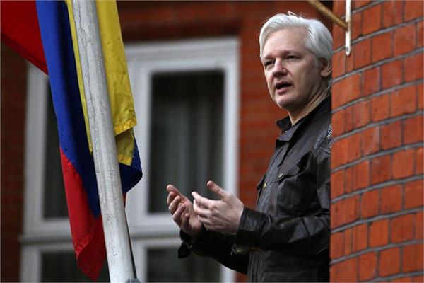 ecuador president assange asylum