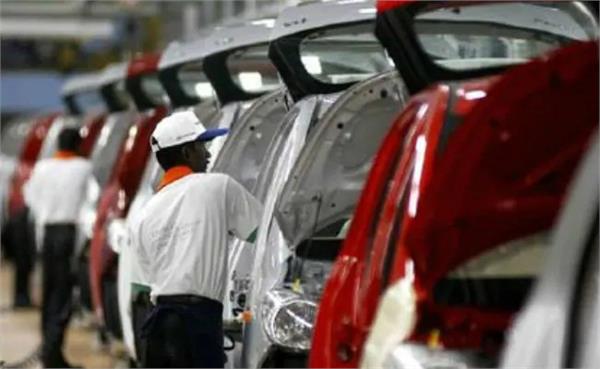 retail sales of passenger vehicles decreased by 10 percent