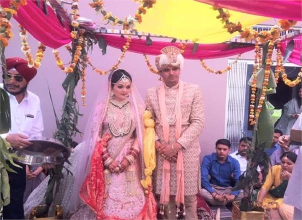 ajay thakur  marriage