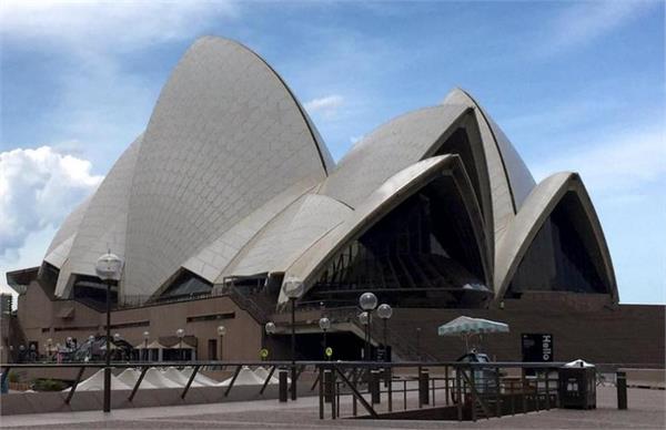 sydney opera house gas leak