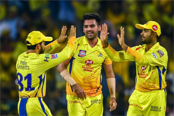 csk pacer deepak chahar death over bowling