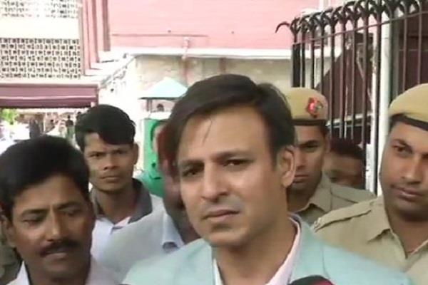 narendra modi biopic election commission happy vivek oberoi