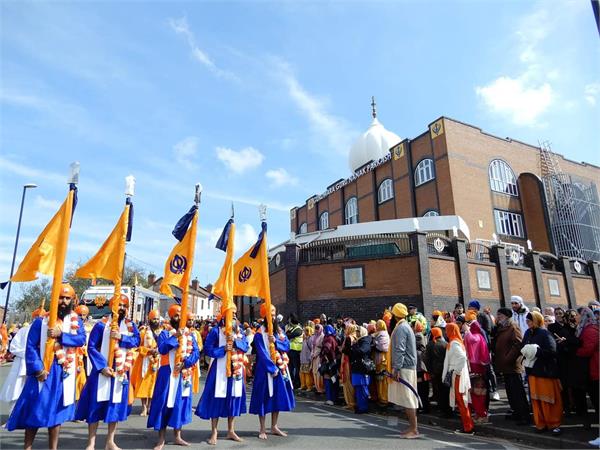 supernatural nagar kirtan decorated in baisakhi on the land of britain