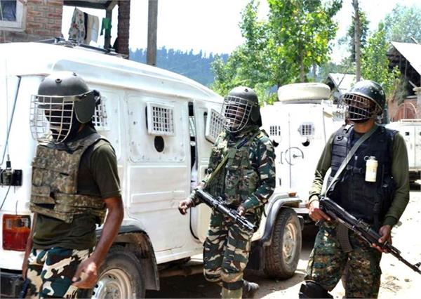 army soldier shot dead in north kashmir s sopore