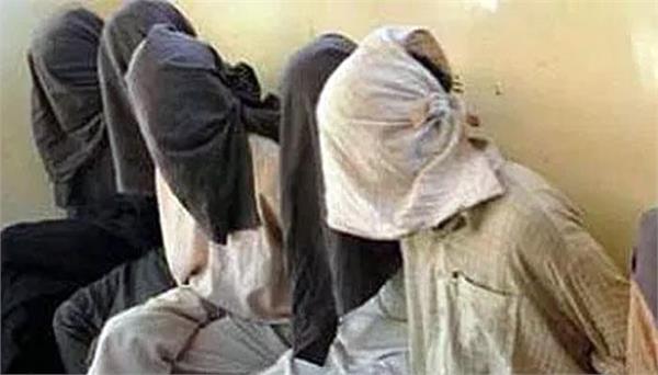 five terrorists arrested in karachi