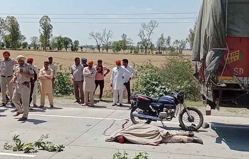 ਸੜਕ ਹਾਦਸੇ ''ਚ ਹੌਲਦਾਰ ਦੀ ਮੌਤ