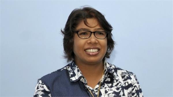 jhulan goswami best male debut award