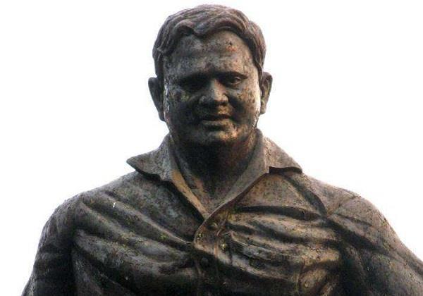 claiming the son of gosatha pal  mohan bagan got his father  s padma shri award