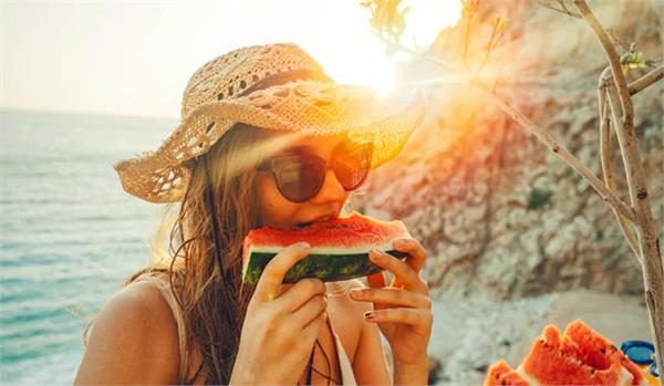 stay cool in the summer  add these thins to diet