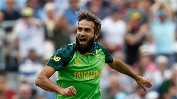 world cup match  he became the first spinner to score his first spin off match