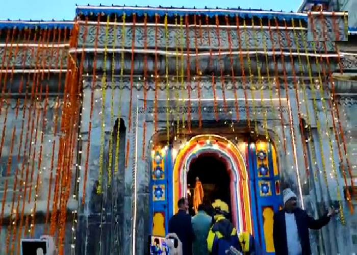 ਖੁੱਲ੍ਹ ਗਏ ਕੇਦਾਰਨਾਥ ਧਾਮ ਦੇ ਕਿਵਾੜ, ਭਗਤਾਂ ਨੇ ਲਾਏ ਹਰ-ਹਰ ਮਹਾਦੇਵ ਦੇ ਜੈਕਾਰੇ