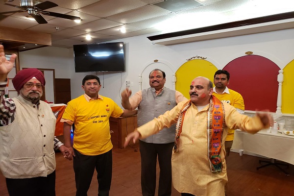 ਅਮਰੀਕਾ ''ਚ ਮਨਾਇਆ ਗਿਆ ਪੀ. ਐੱਮ. ਮੋਦੀ ਦੀ ਜਿੱਤ ਦਾ ਜਸ਼ਨ