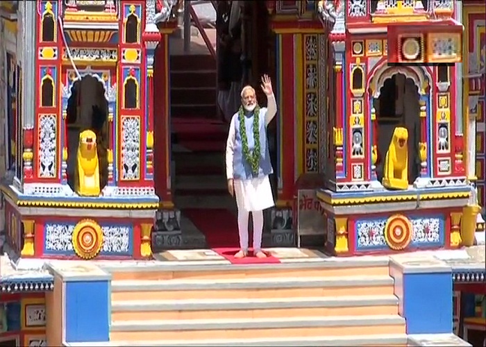ਕੇਦਾਰਨਾਥ ਤੋਂ ਬਾਅਦ ਬਦਰੀਨਾਥ ਧਾਮ ਪੁੱਜੇ ਮੋਦੀ, ਕੀਤੀ ਪੂਜਾ