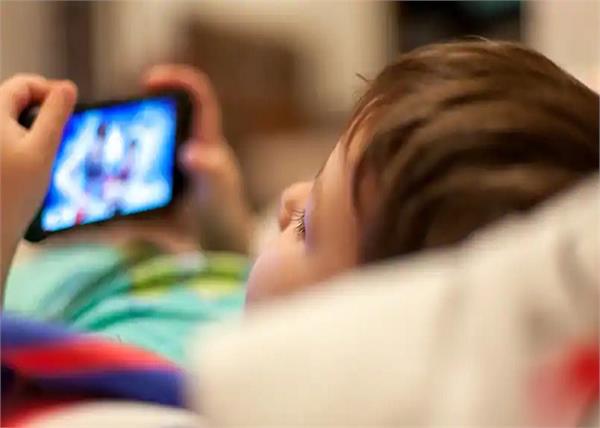 children used mobile