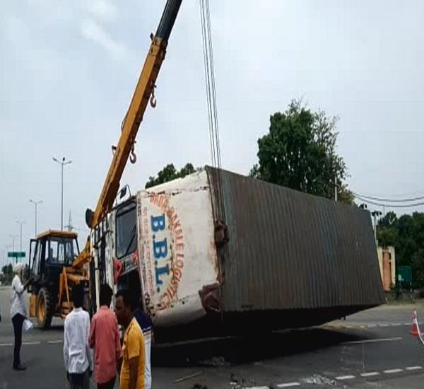 road accident in roopnagar